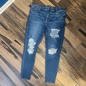 NWOT Women’s American Eagle jeans